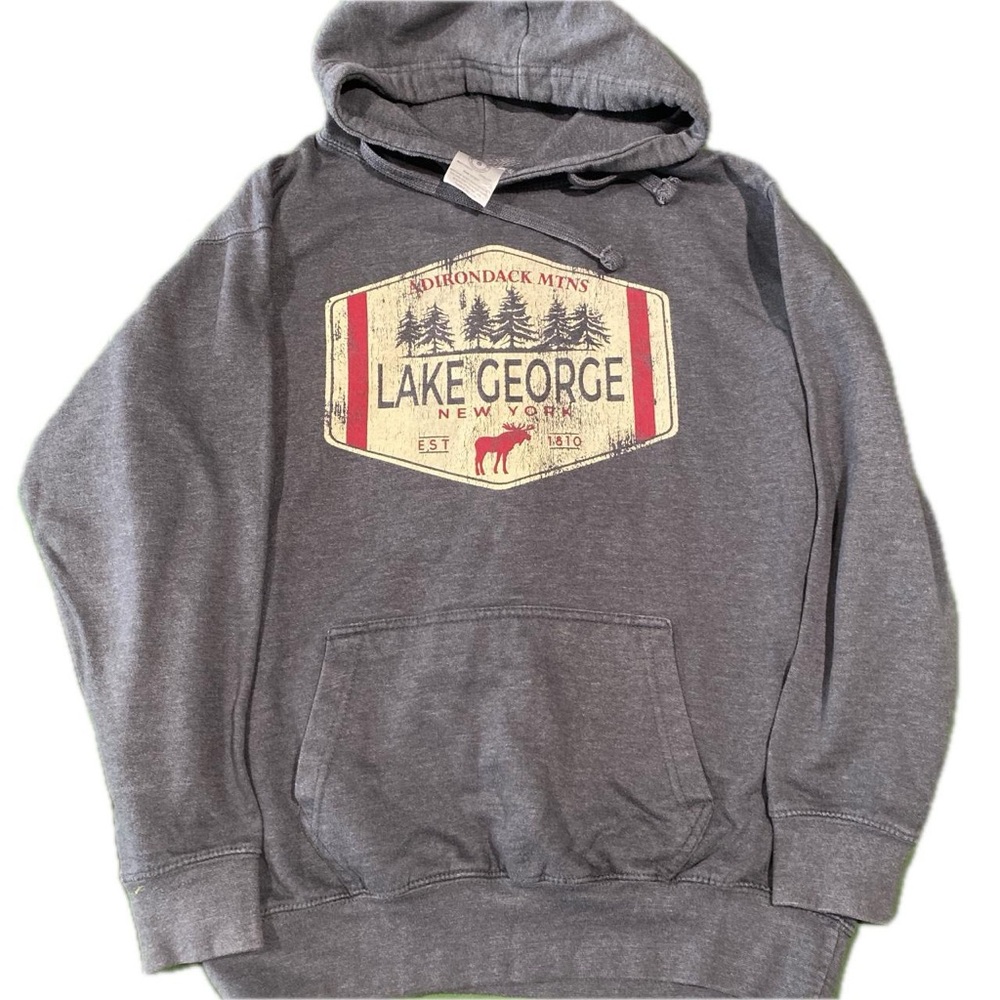 Adirondack Mtns  Lake George, New York-  vintage hoodie-Small -distressed EUC.